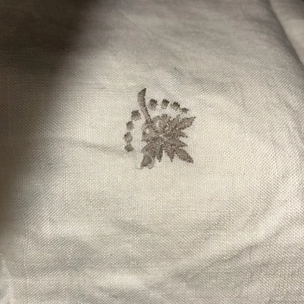 White gray embroidered flowers linen table cloth 124x74